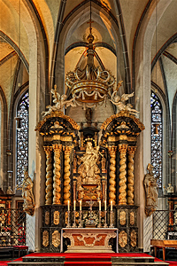 Der Hochaltar in Lambertuskirche D�sseldorf